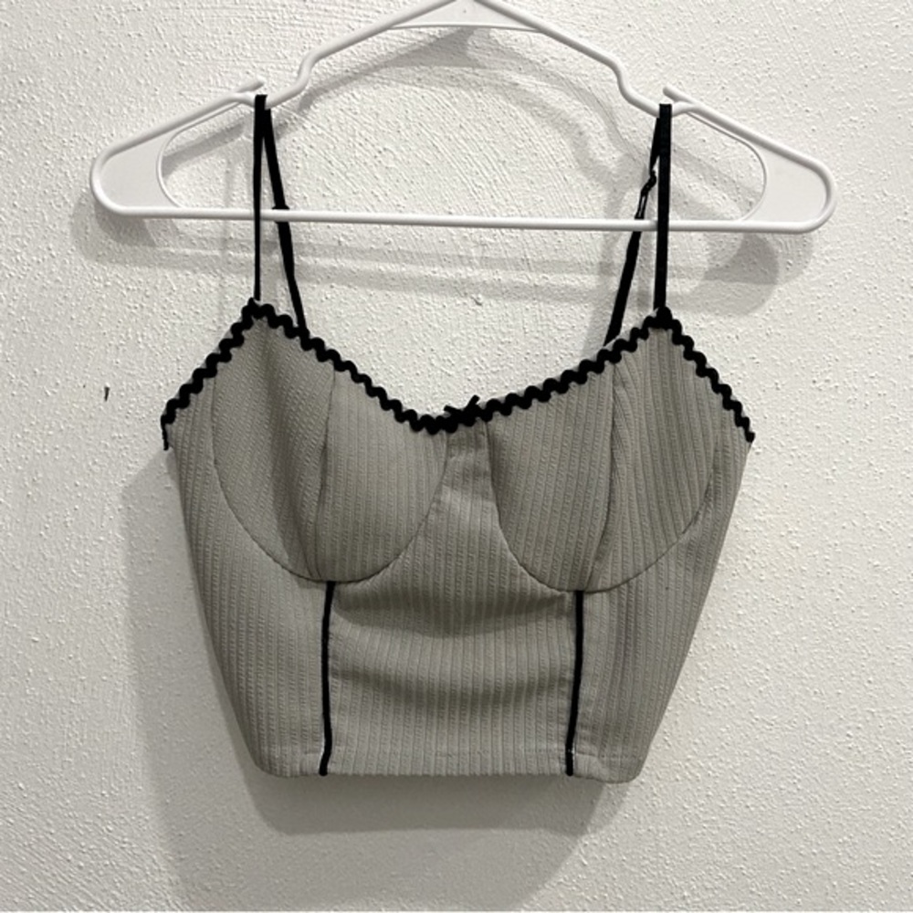 Romwe Bustier Crop Tank Top